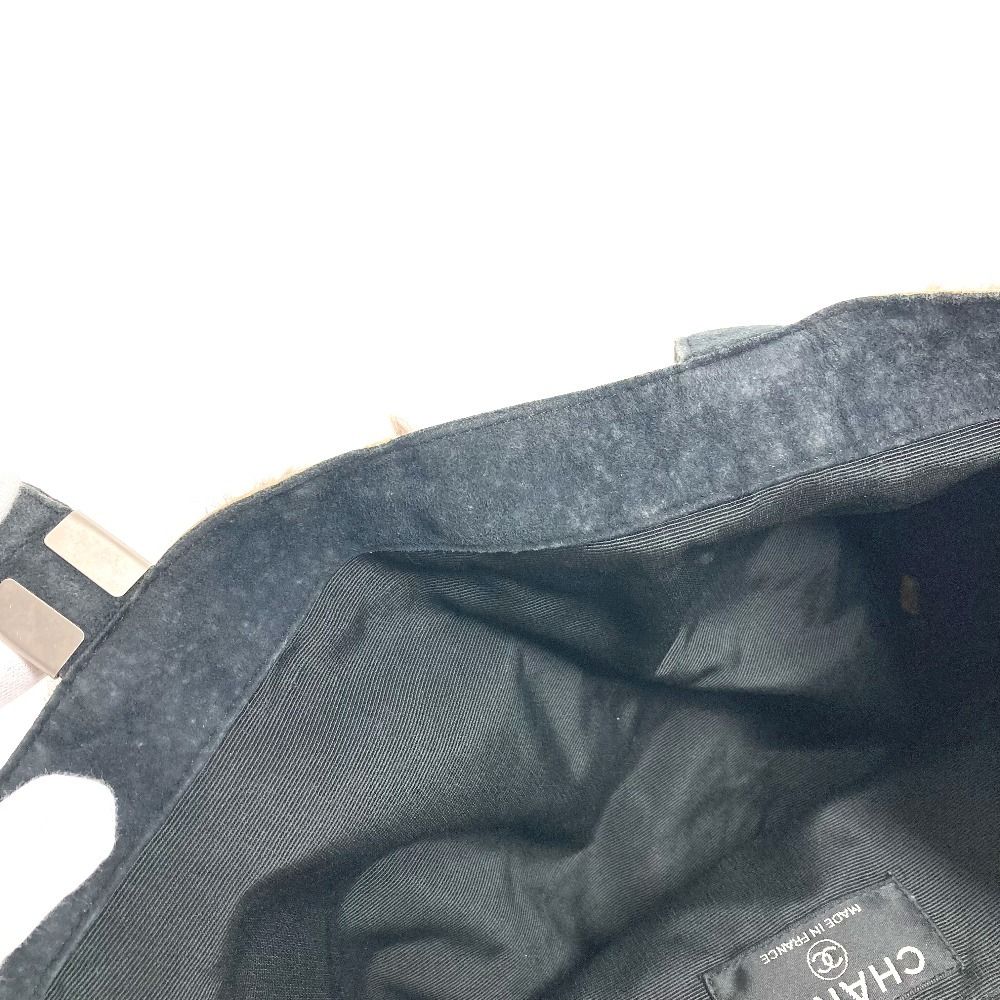 Chanel Tote CC Logo Rabbit Fur Brown — view 6