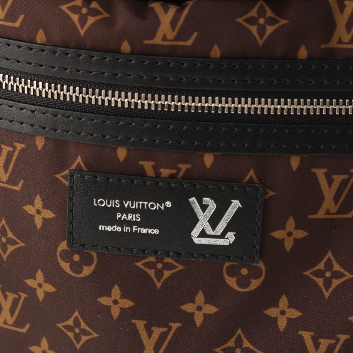 Louis Vuitton Neverfull Inside Out MM Nylon Reversible Tote Black — view 7