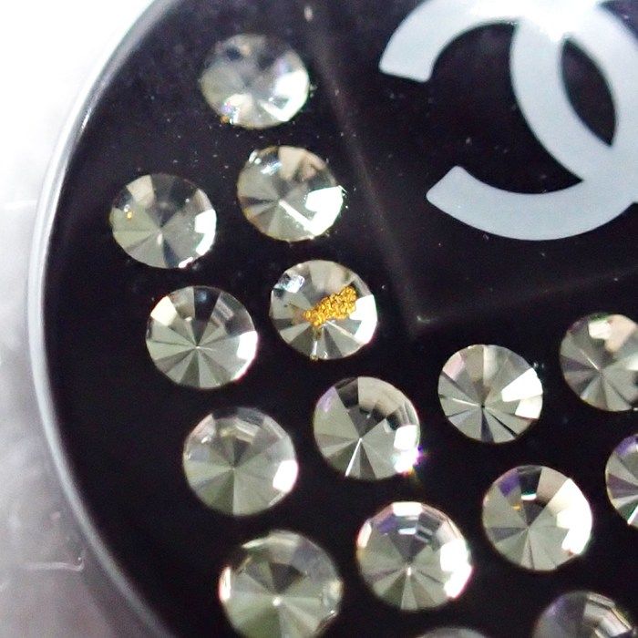 Chanel Earrings CC Logo Spring Collection Round Rhinestone Metal — view 4