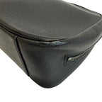 Louis Vuitton Trousse Toilet GM Taiga Leather Clutch Black — view 4