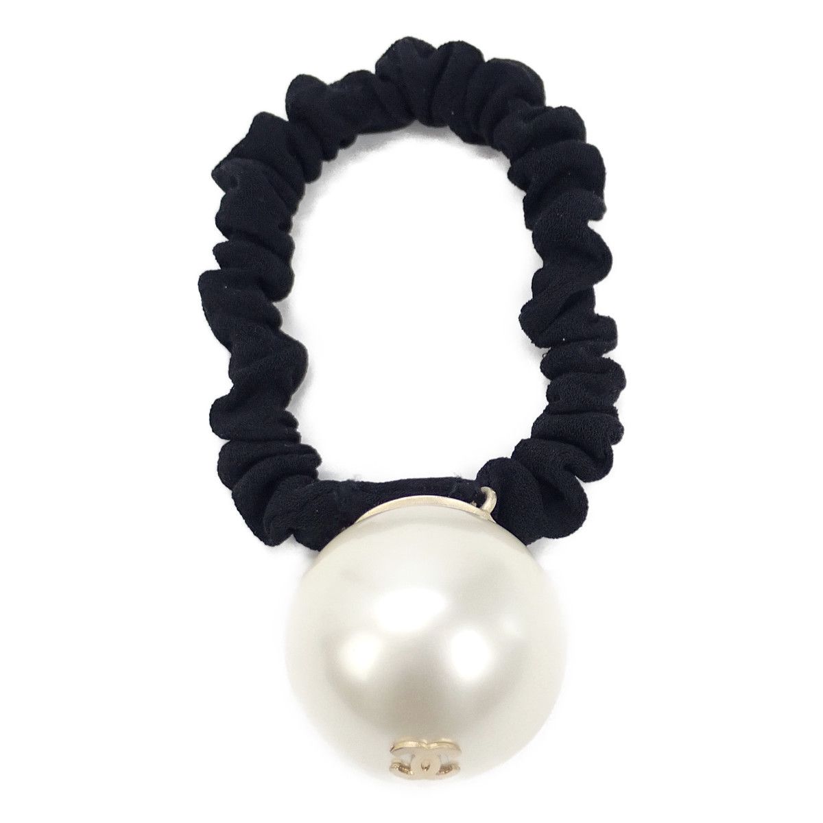 Chanel Pearl Scrunchie Hair Black — view 2