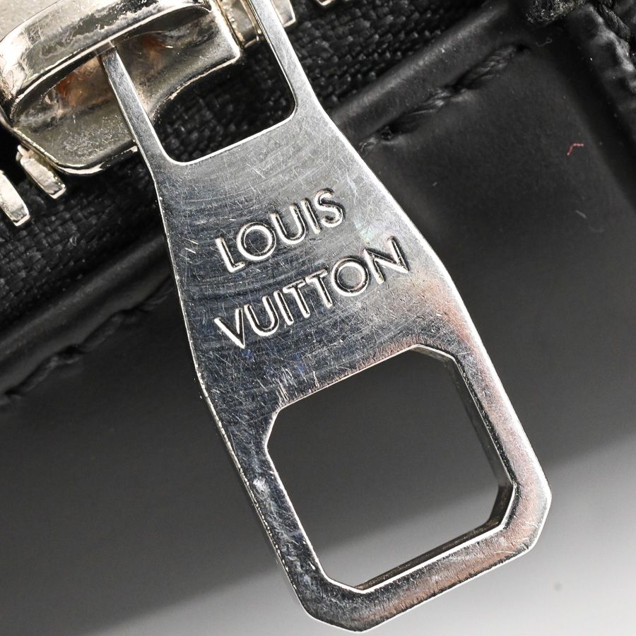 Louis Vuitton Backpack Josh — view 8