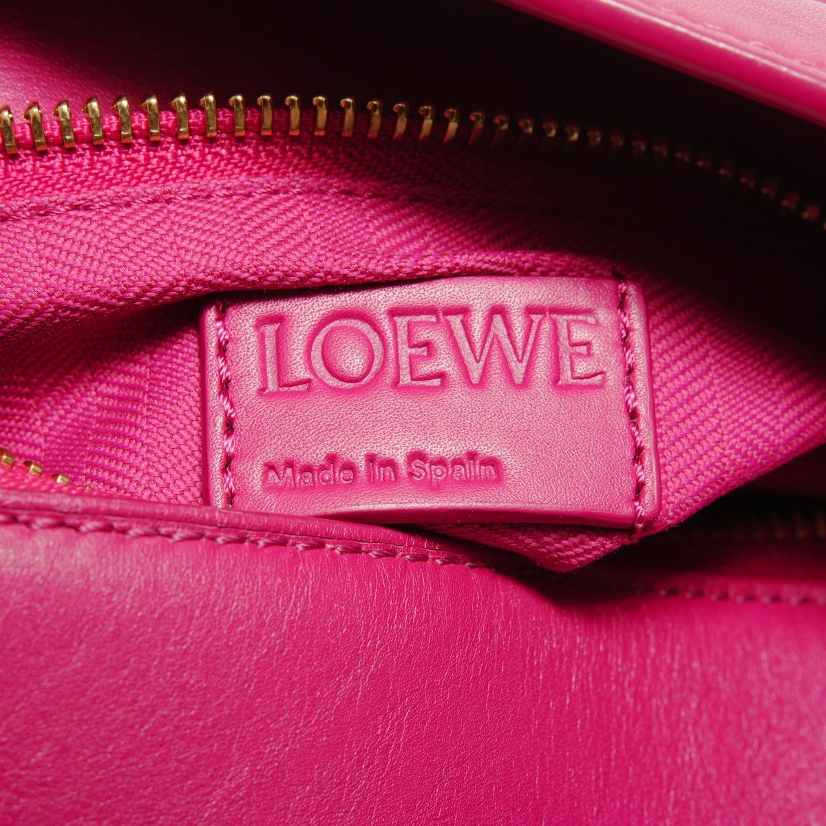 Loewe Shoulder Bag Puzzle Edge 2-Way Leather — view 9