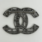 Chanel CC Logo Brooch Metal Silver — view 2