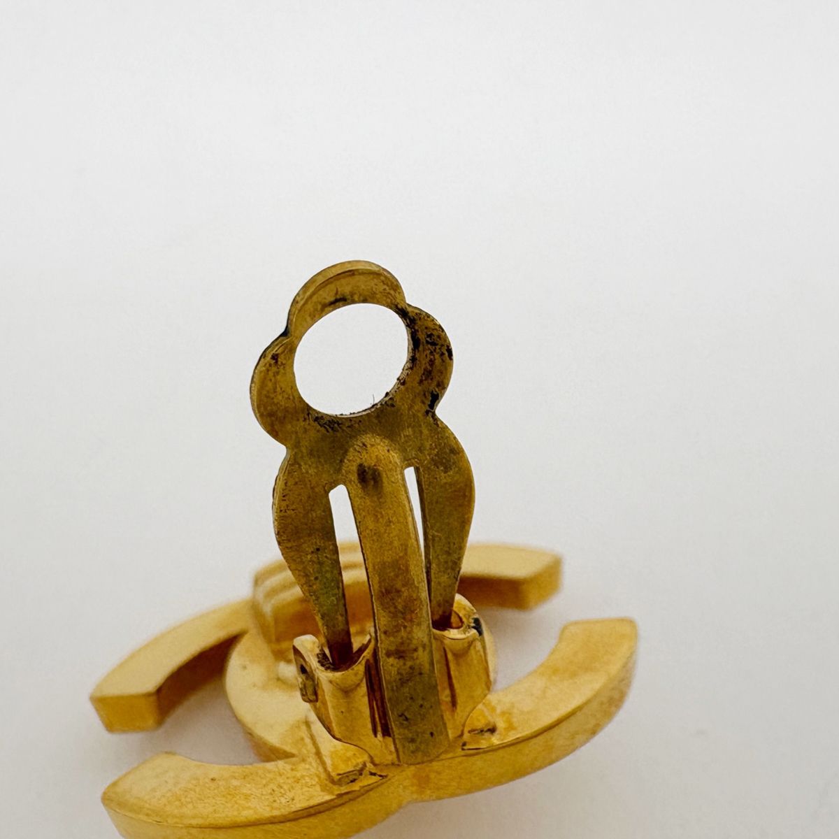 Chanel CC Logo Earrings Turnlock Gold Plated — view 4