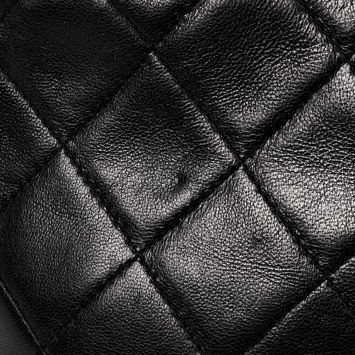 Chanel CC Logo Shoulder Bag Quilted Leather Black — view 8
