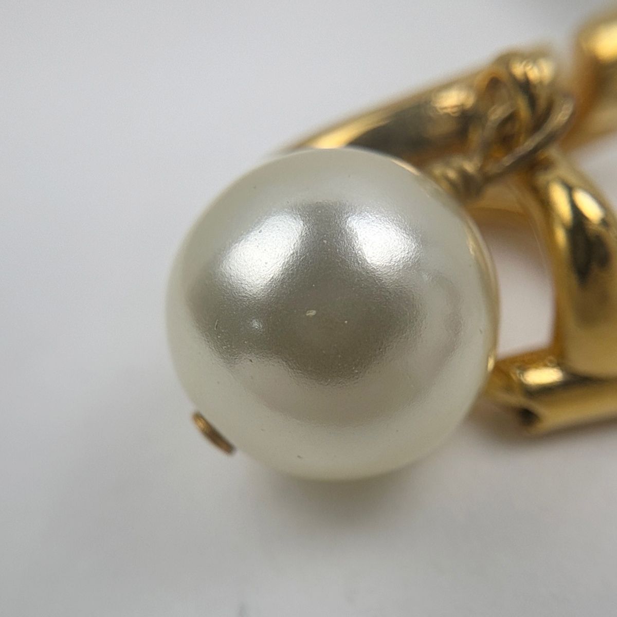 Dior Logo Faux Pearl Earrings CD Swing Gold Plated — view 4