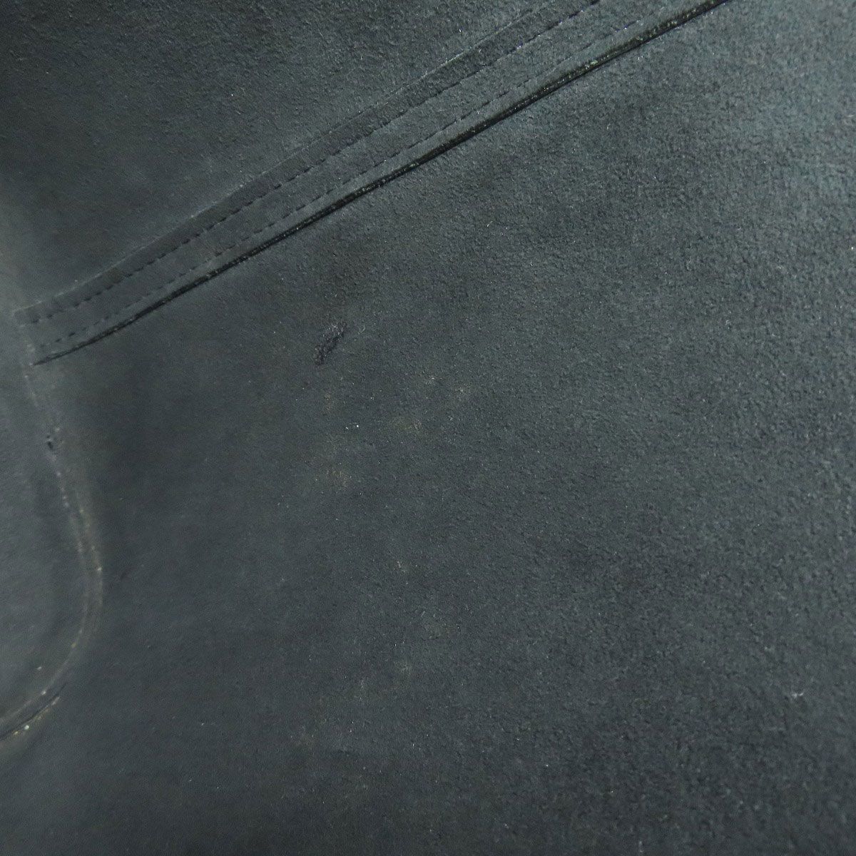 Louis Vuitton Neverfull MM Tote Epi — view 9