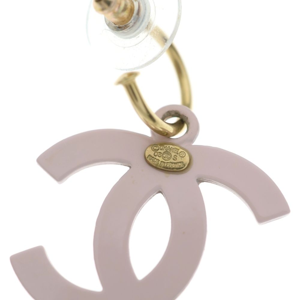 Chanel CC Logo Swing Earrings Pink — view 5