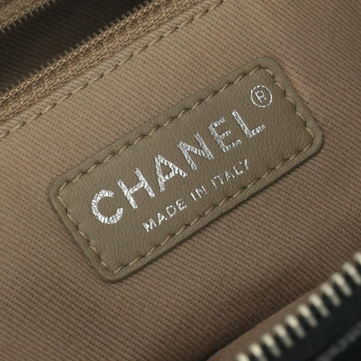 Chanel Quilted Tote Shoulder Bag Caviar Leather Black Silver Chain — view 8
