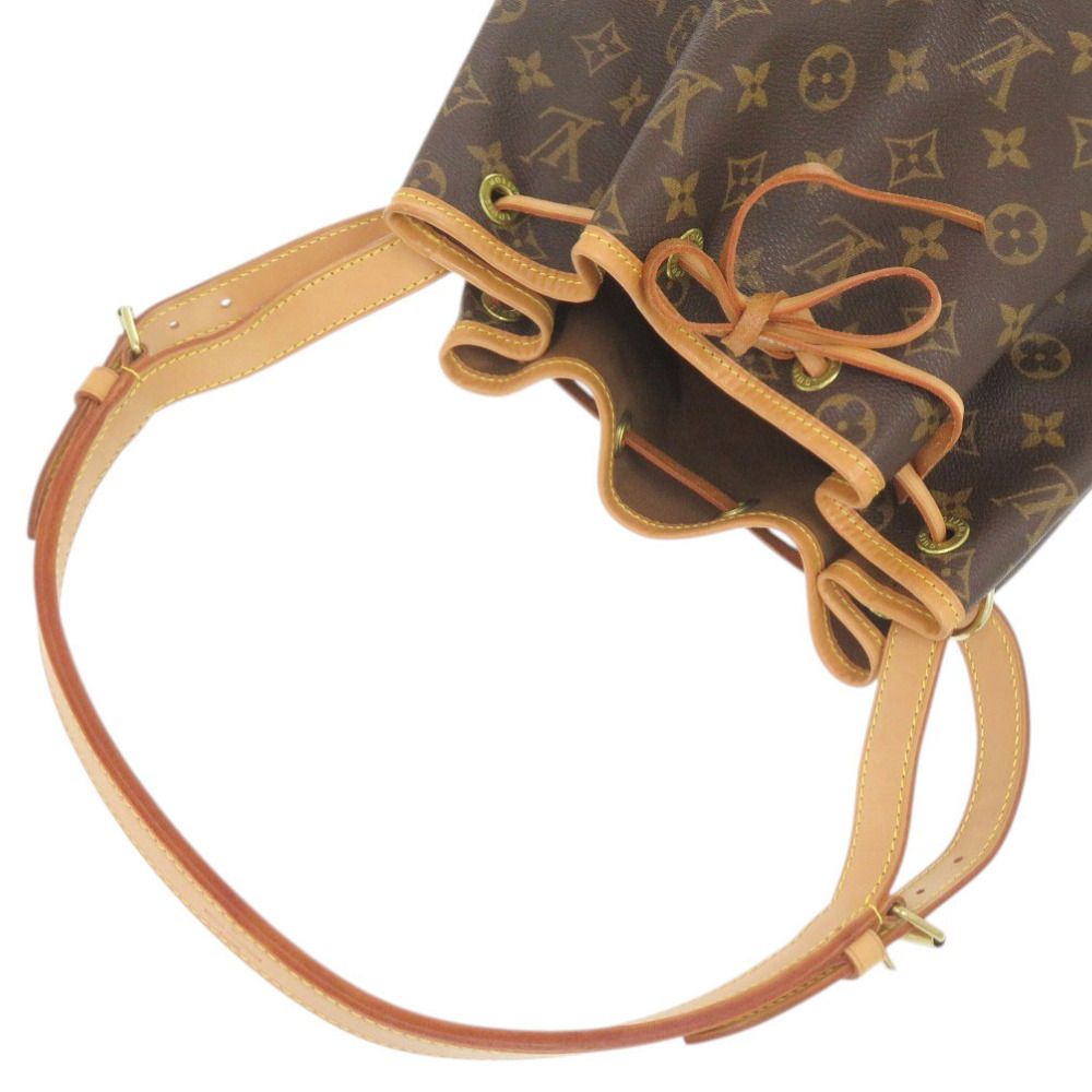 Louis Vuitton Noe Monogram Shoulder Bag — view 6