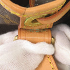 Louis Vuitton Noe Monogram Shoulder Bag — view 9