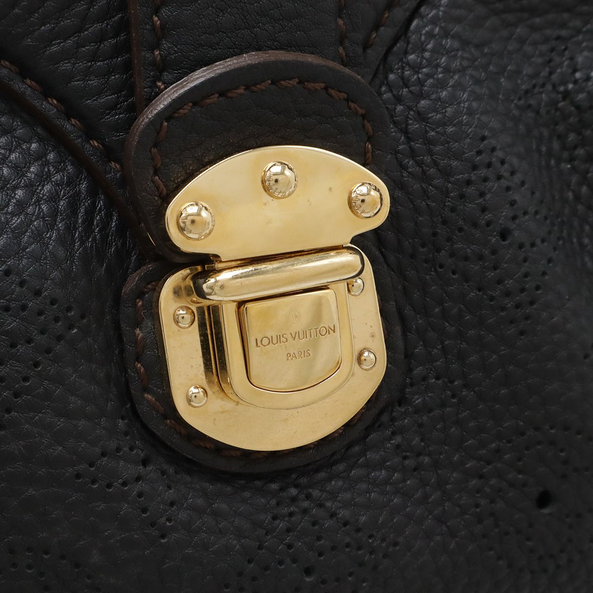 Louis Vuitton Monogram Mahina XS Shoulder Bag Leather Noir Black — view 4