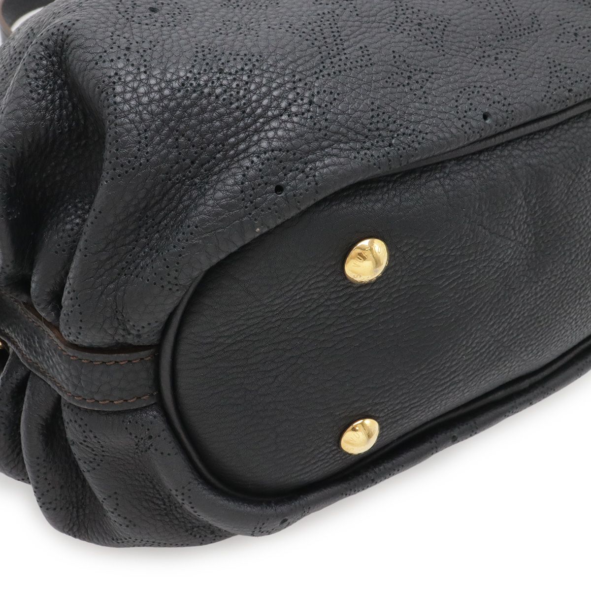 Louis Vuitton Monogram Mahina XS Shoulder Bag Leather Noir Black — view 3