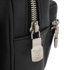 Louis Vuitton Taiga Bum Bag Outdoor Noir Black — view 5