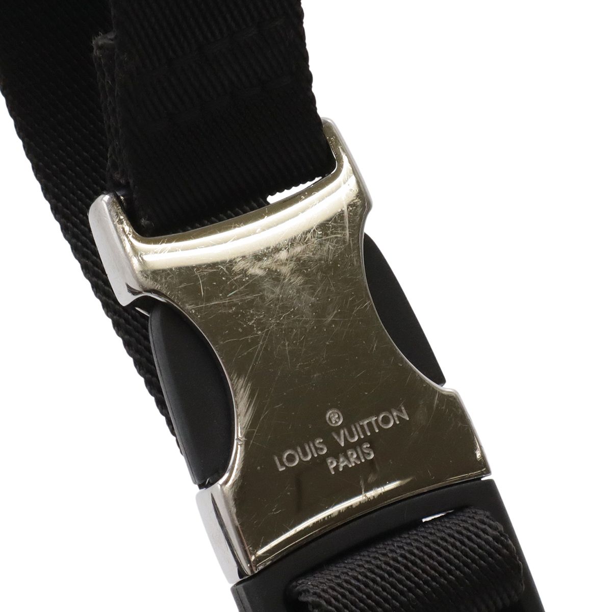 Louis Vuitton Taiga Bum Bag Outdoor Noir Black — view 6