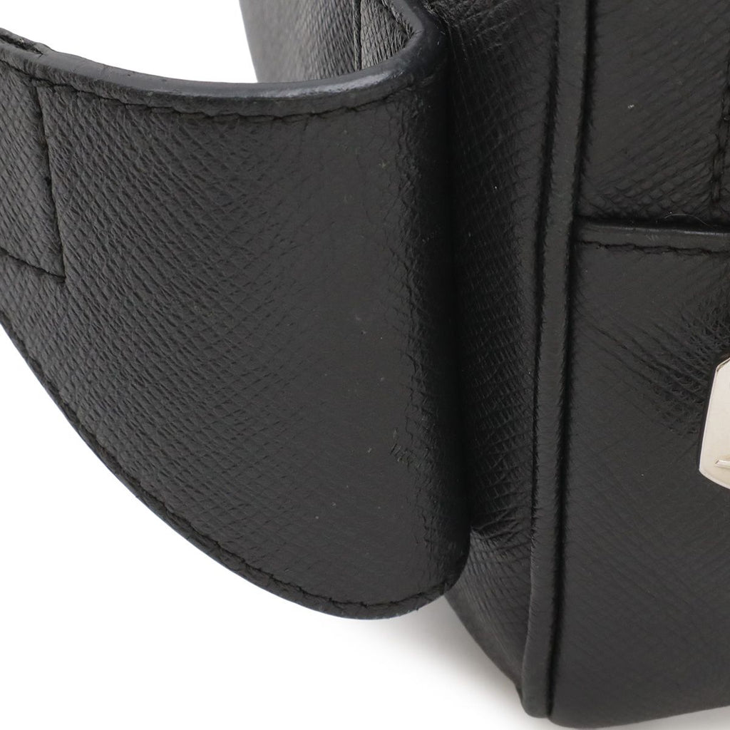 Louis Vuitton Taiga Bum Bag Outdoor Noir Black — view 4