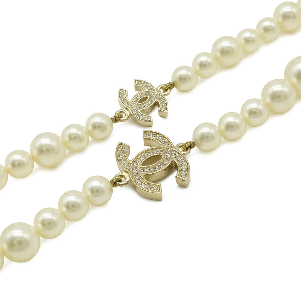 Chanel CC Logo Faux Pearl Long Necklace Pendant Rhinestone Cream Gold — view 4
