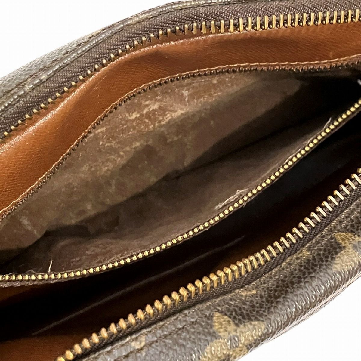 Louis Vuitton Trocadero 23 Monogram Shoulder Bag Canvas — view 6