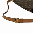 Louis Vuitton Shoulder Bag Canvas — view 8