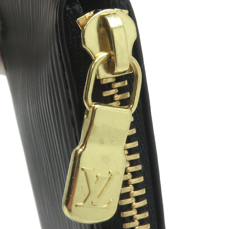 Louis Vuitton Coin Case — view 9