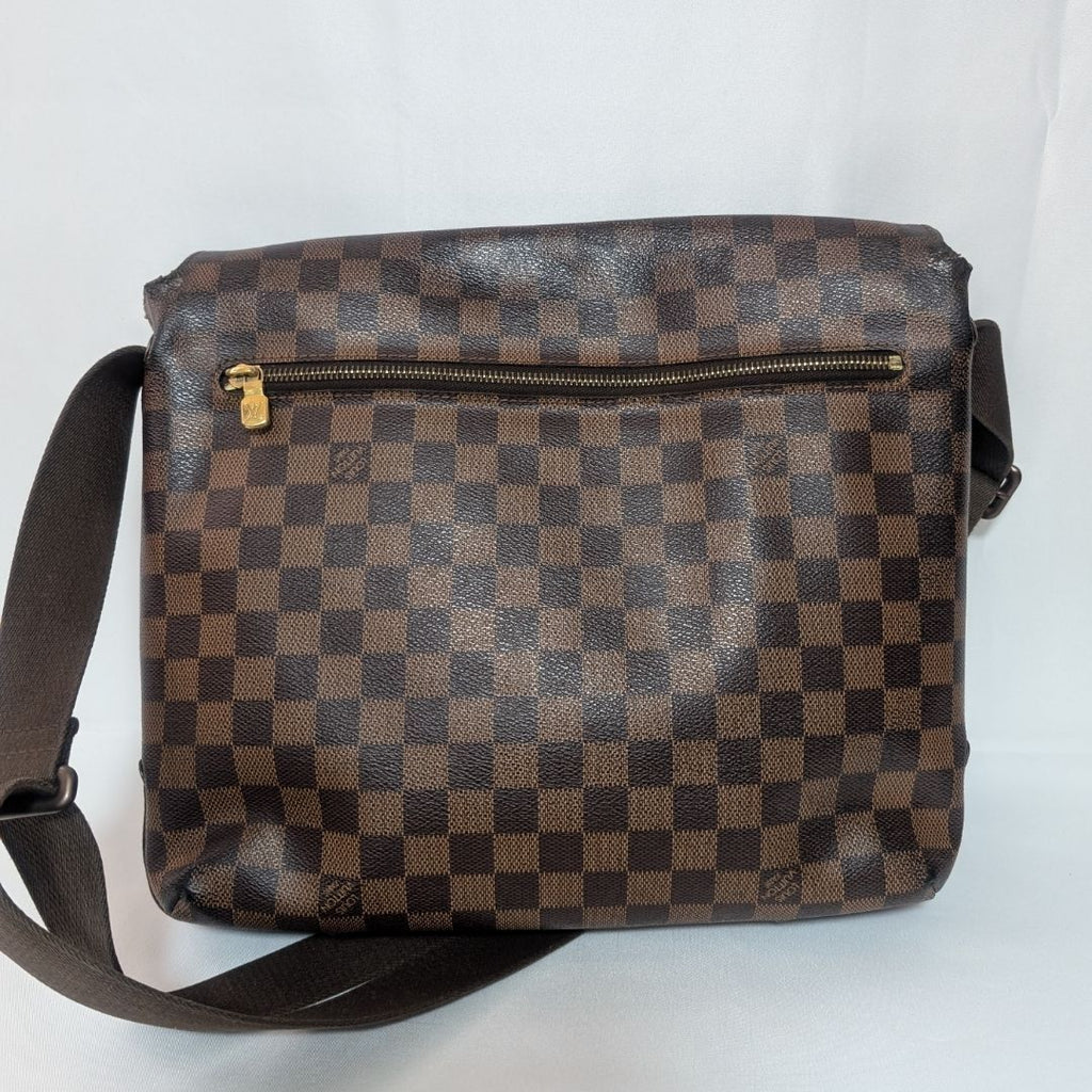 Louis Vuitton Brooklyn MM Damier Messenger Bag — view 2
