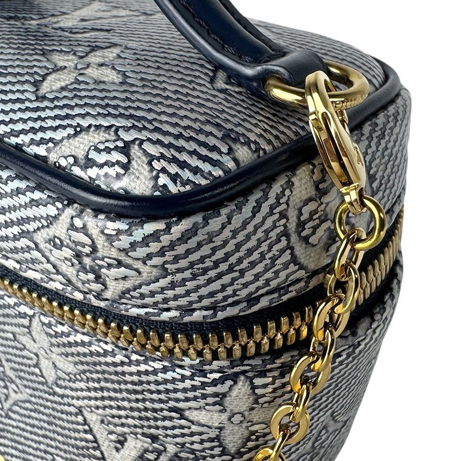 Louis Vuitton Shoulder Bag Monogram Laminated Jacquard Micro Vanity — view 7