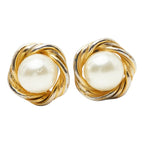 Chanel Vintage Pearl Gold Plated — view 2
