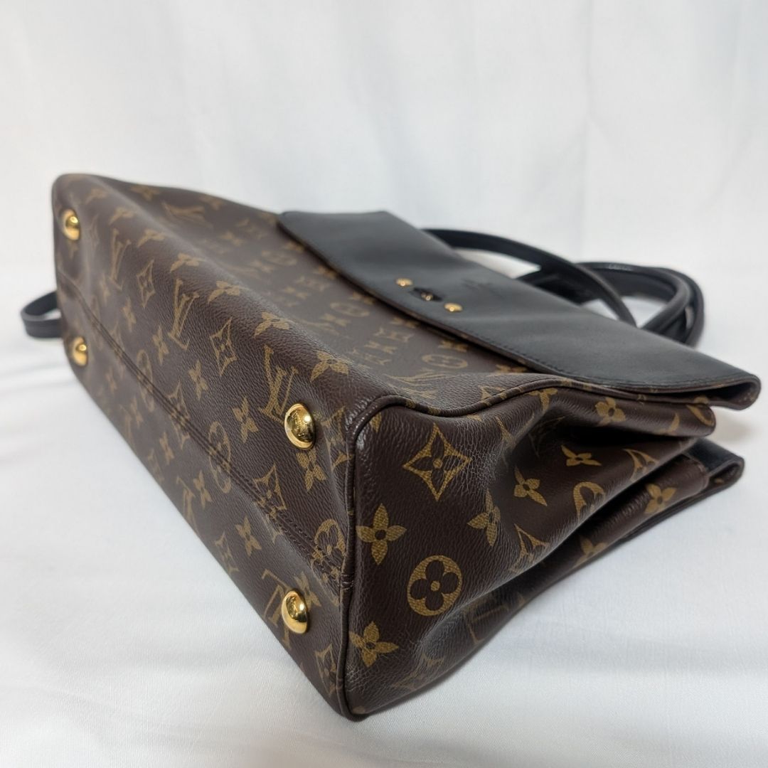 Louis Vuitton Venus Monogram Black 2-Way Handbag — view 4