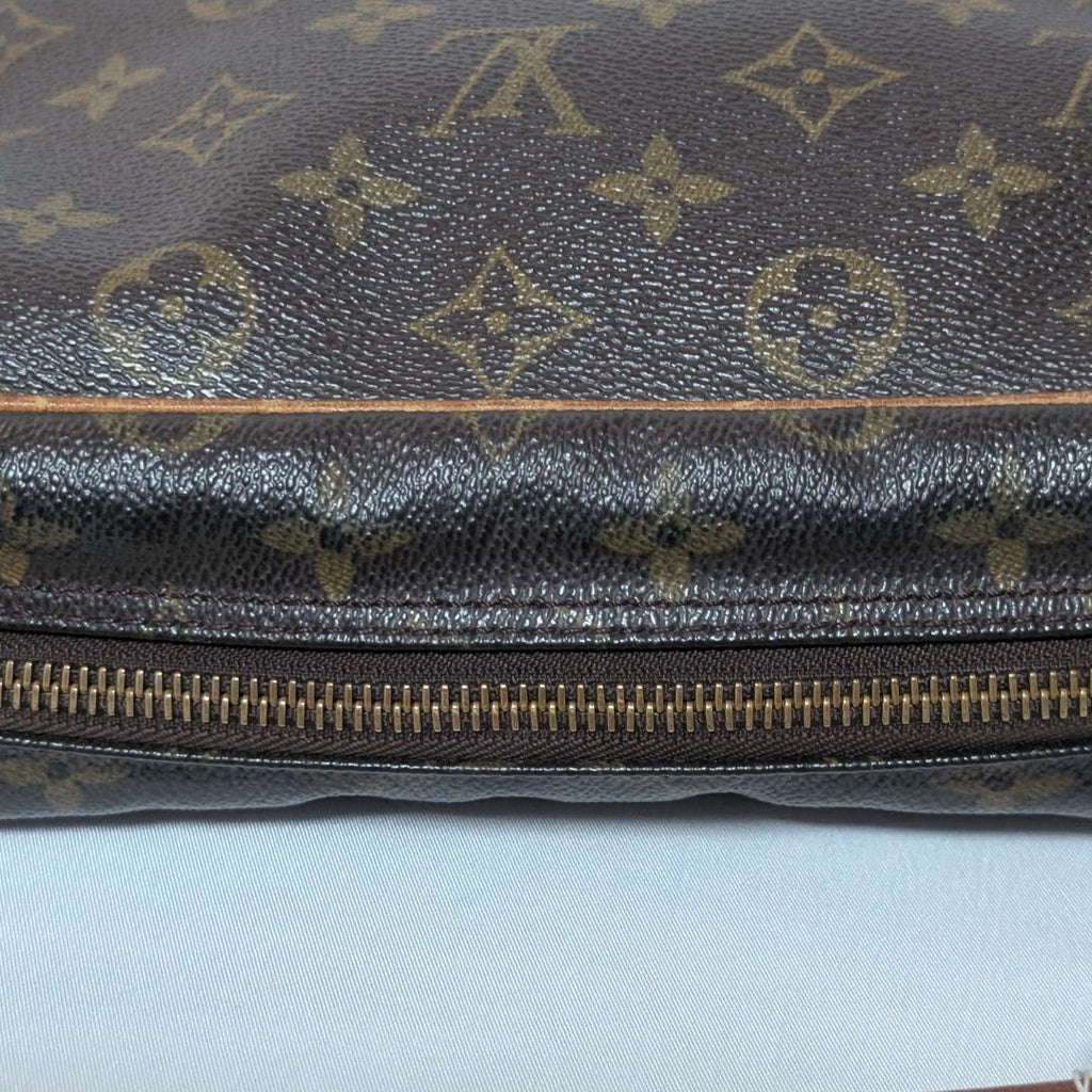 Louis Vuitton Trocadero 30 Monogram Shoulder Bag — view 8