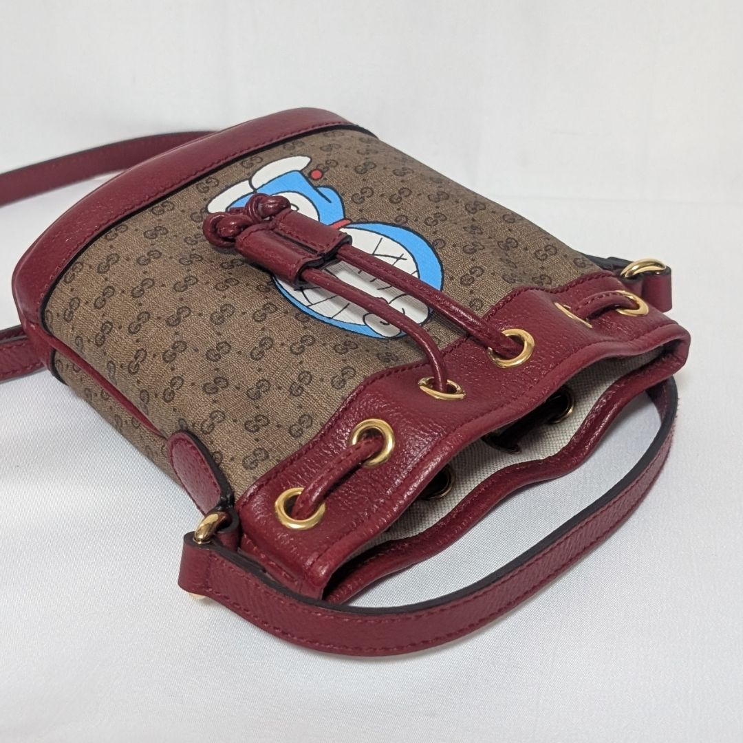 Gucci Doraemon Collaboration Micro GG Supreme Shoulder Bag — view 4