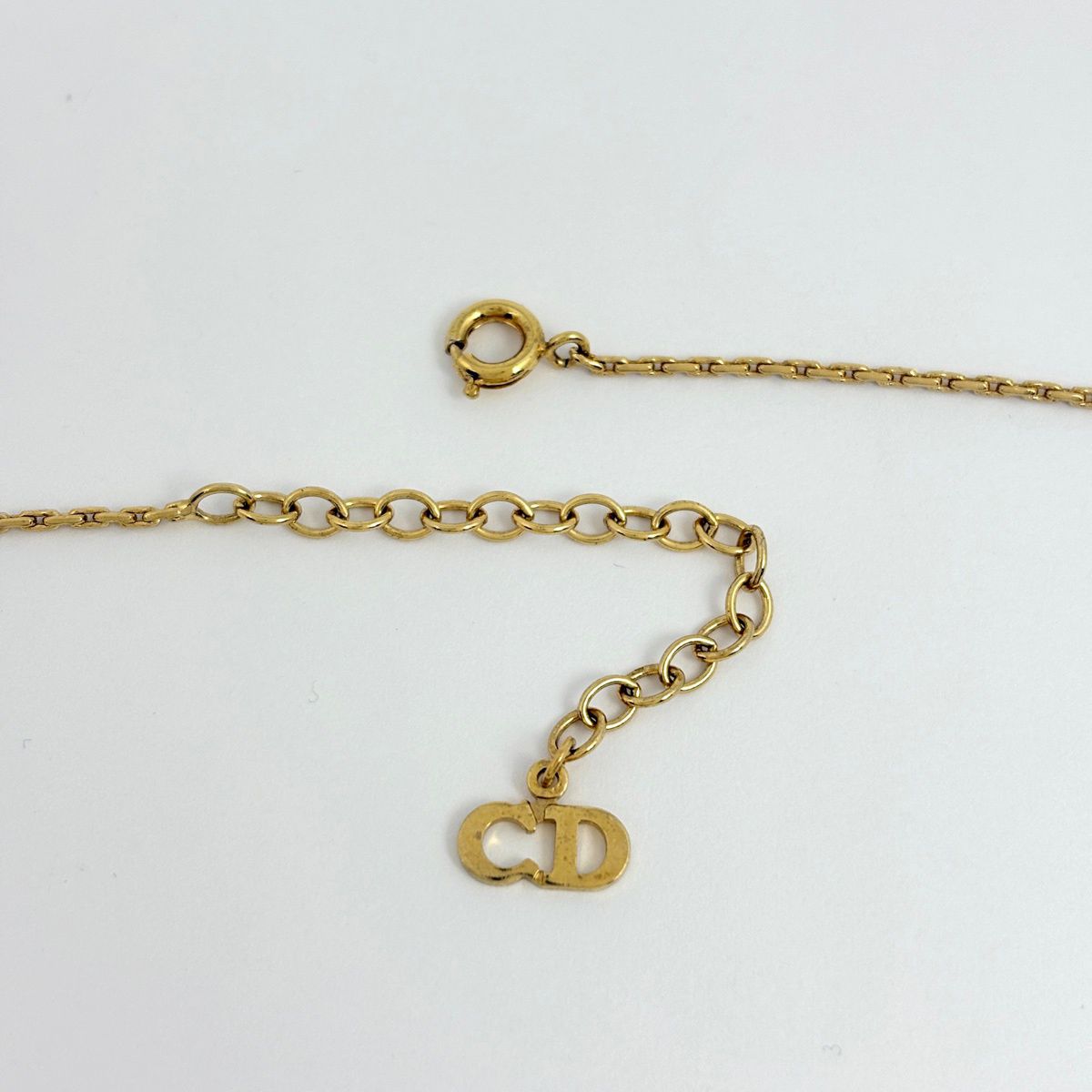 Dior Logo Rhinestone Necklace Heart Motif Gold Plated — view 3