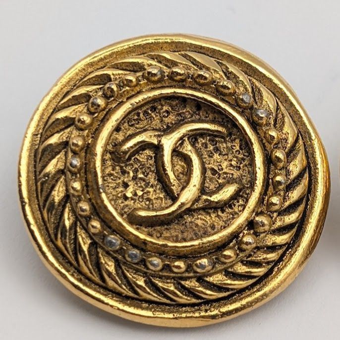 Chanel Earrings CC Logo Twist Large Round Circle Gold First Era Vintage — view 2