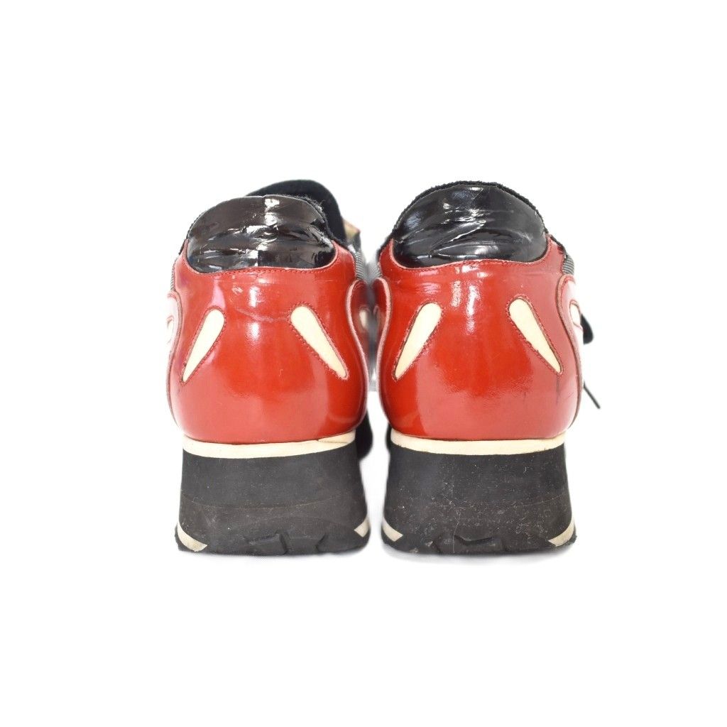 Chanel CC Logo Patent Leather Sneakers Red — view 3