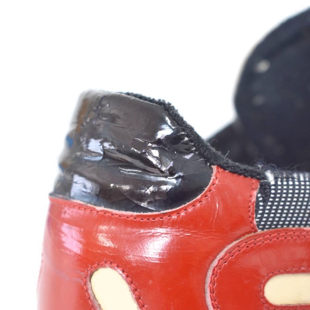 Chanel CC Logo Patent Leather Sneakers Red — view 7
