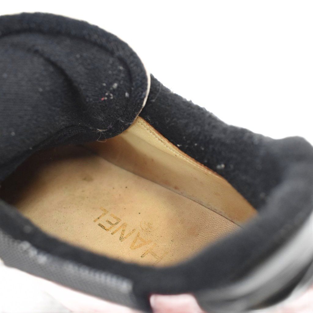 Chanel CC Logo Patent Leather Sneakers Red — view 6