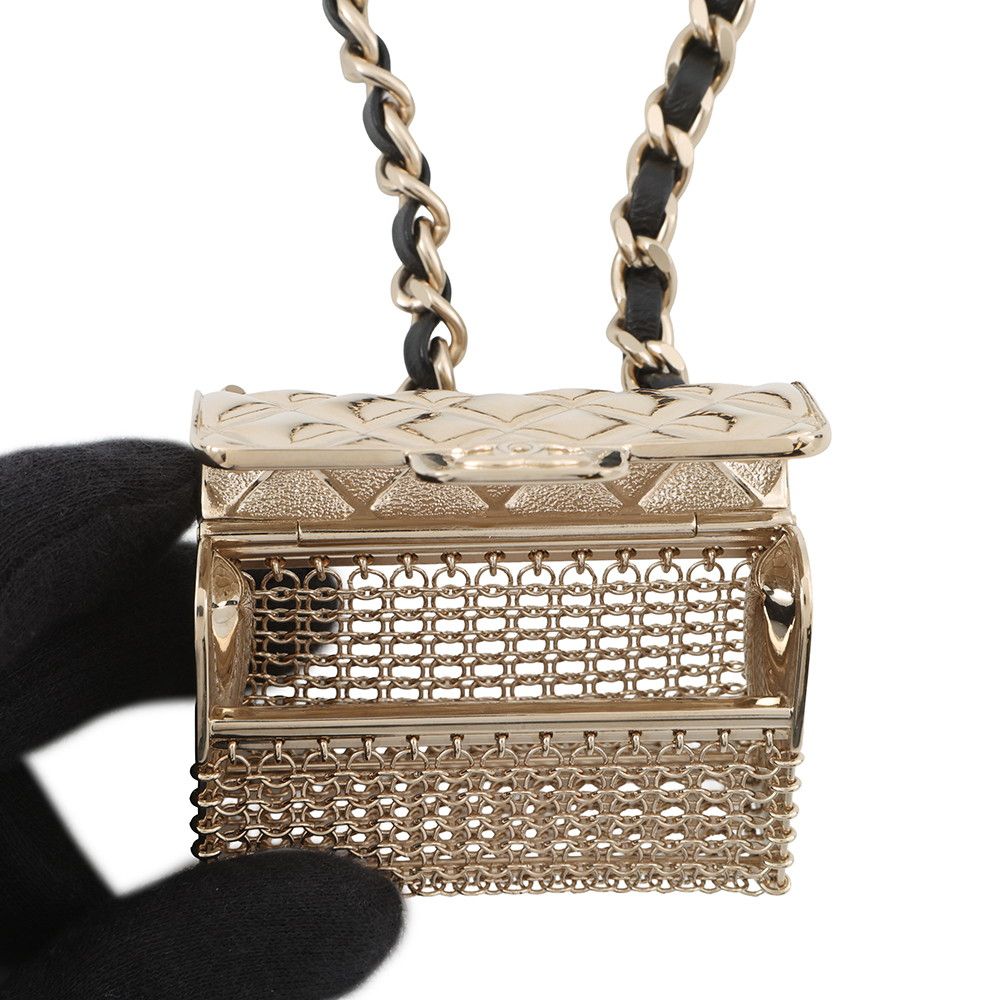 Chanel Necklace Quilted Bag — view 5