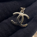 Chanel Necklace Quilted Bag — view 9