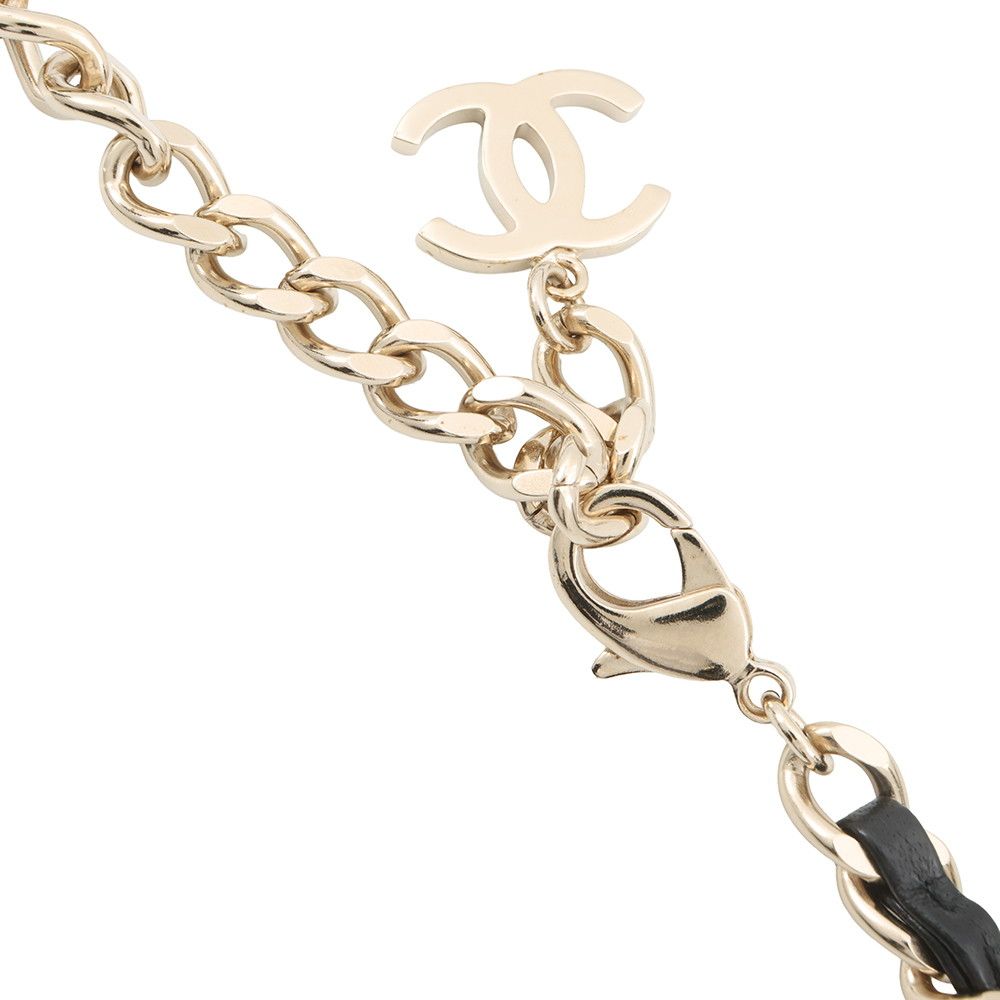 Chanel Necklace Quilted Bag — view 6