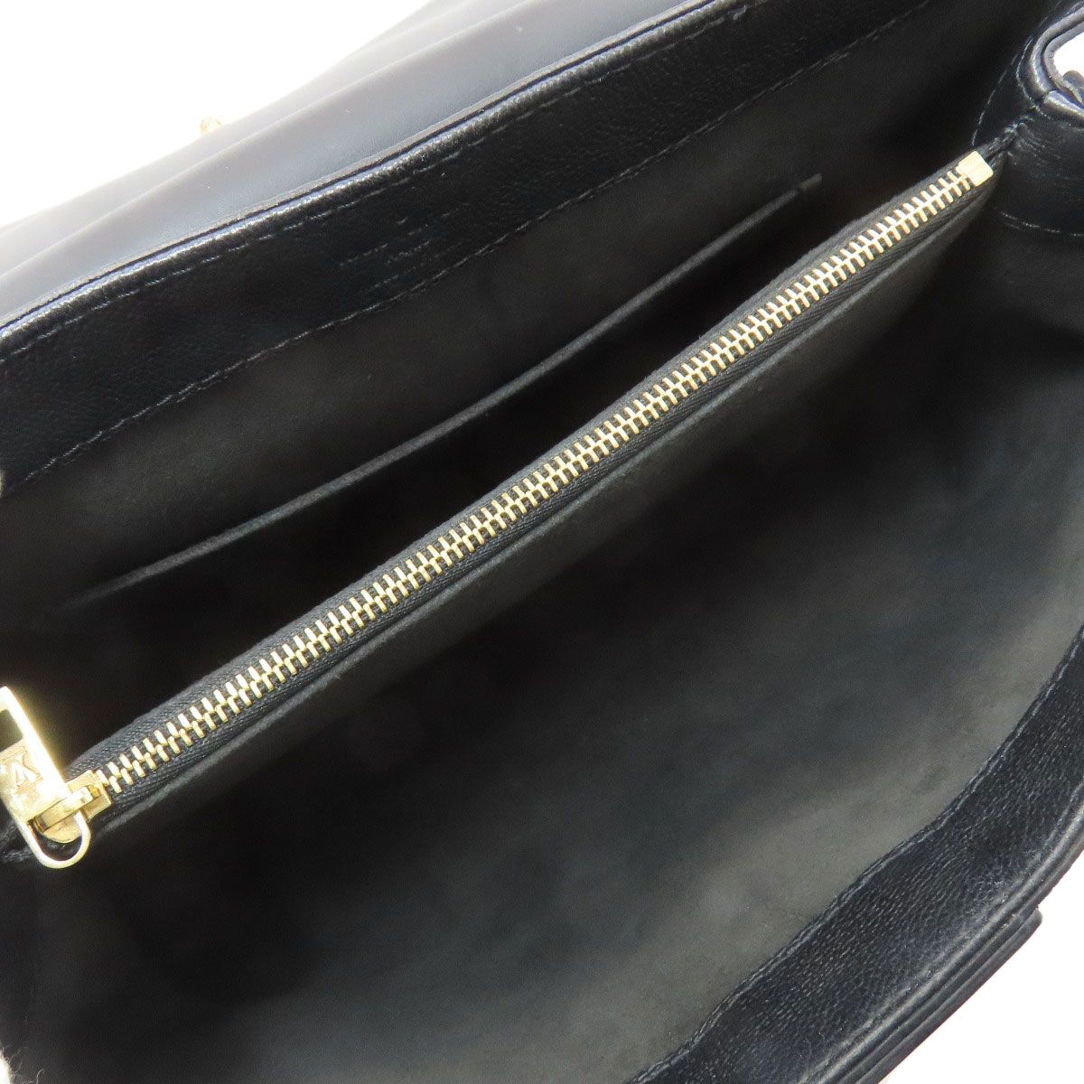Louis Vuitton Very One Handbag Monogram Shadow — view 5