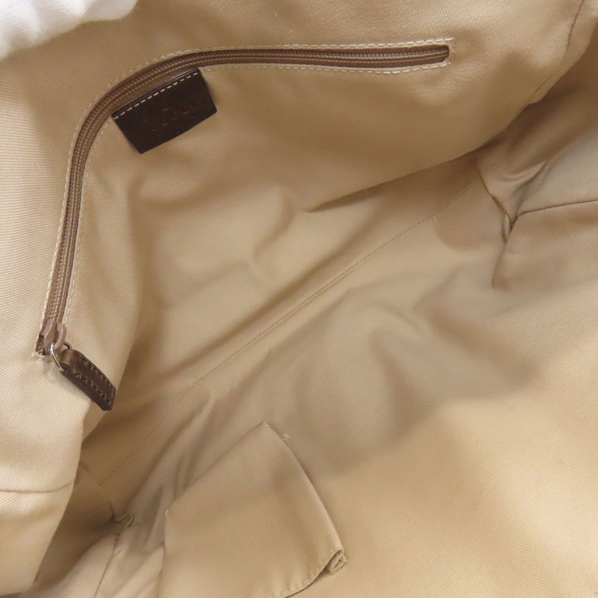 Gucci GG Supreme Tote — view 5