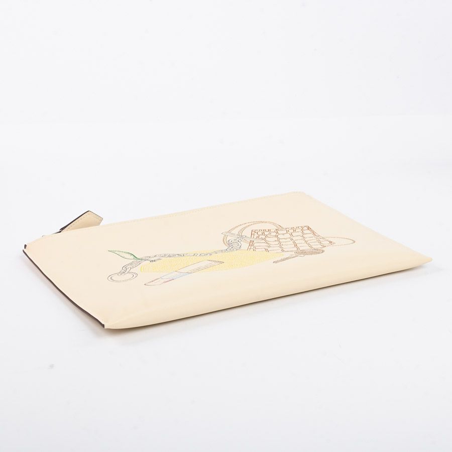 Hermes Clutch Bazaar PM in and Out — view 5