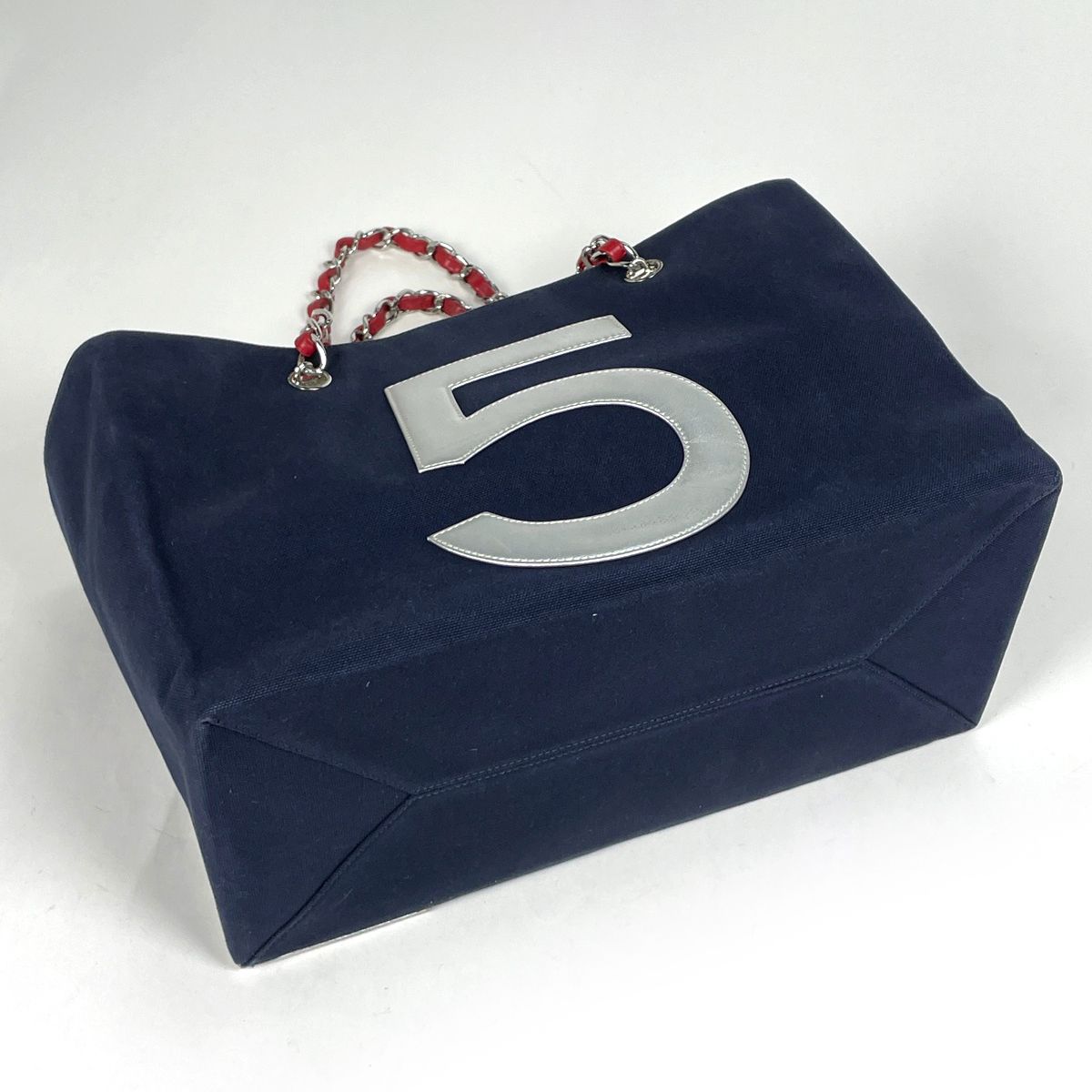 Chanel CC Logo Chain Tote No5 Choco Bar Canvas Navy Silver — view 2