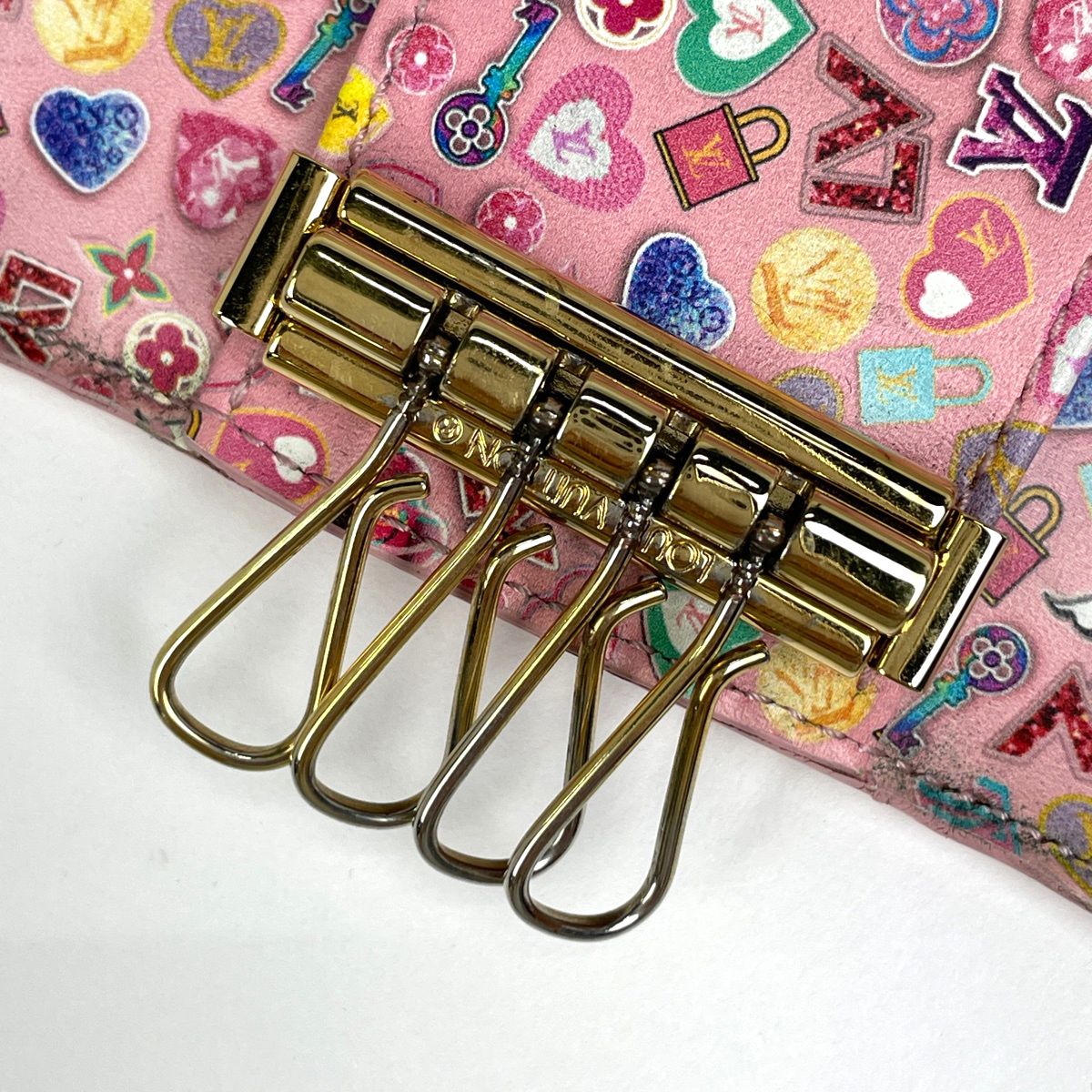 Louis Vuitton Multicles 4 Key Holder Key Case Monogram Vernis Pink — view 3