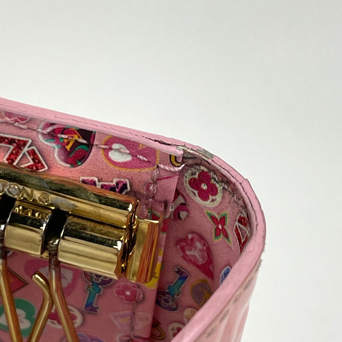 Louis Vuitton Multicles 4 Key Holder Key Case Monogram Vernis Pink — view 5