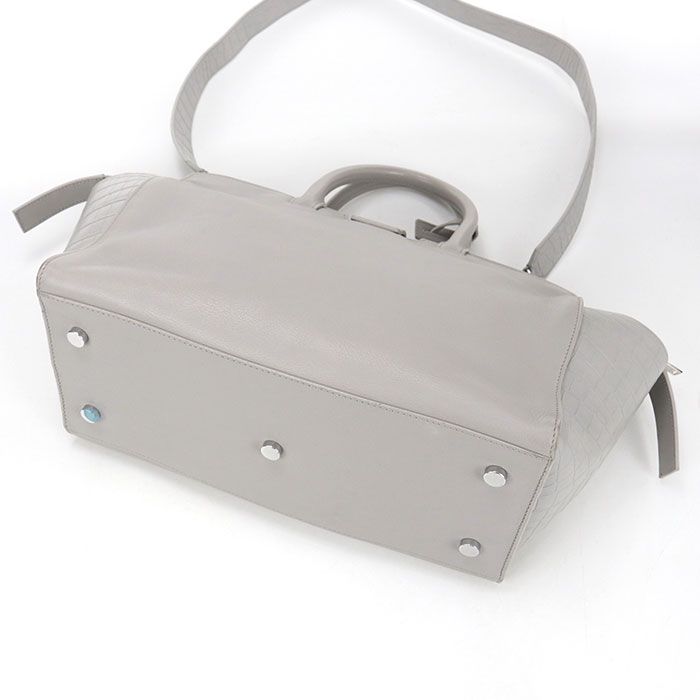 Saint Laurent 2-Way Downtown Cabas Handbag Calf — view 2