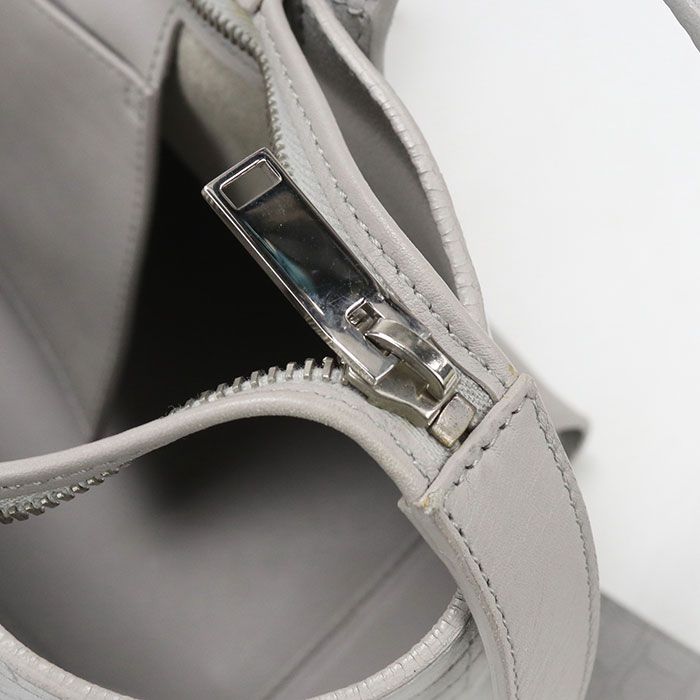 Saint Laurent 2-Way Downtown Cabas Handbag Calf — view 9