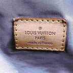 Louis Vuitton Damier Messager NM Messenger Bag — view 4