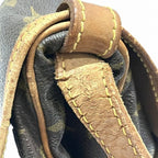 Louis Vuitton Monogram Saumur 30 Shoulder Bag — view 7