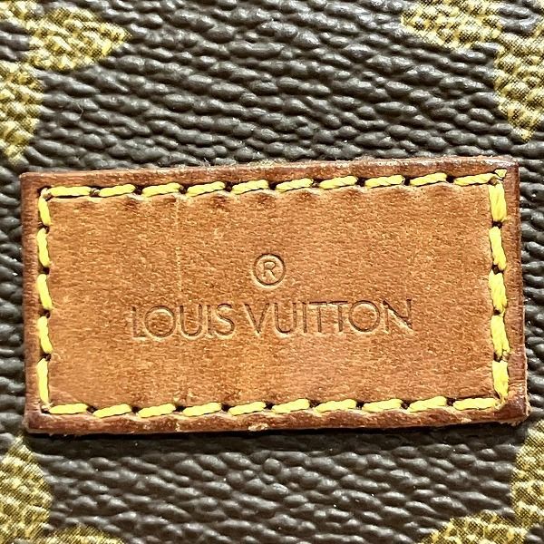 Louis Vuitton Monogram Saumur 30 Shoulder Bag — view 4